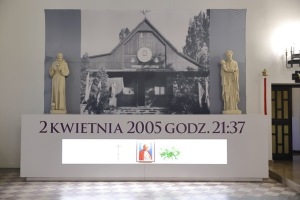B2R_3698